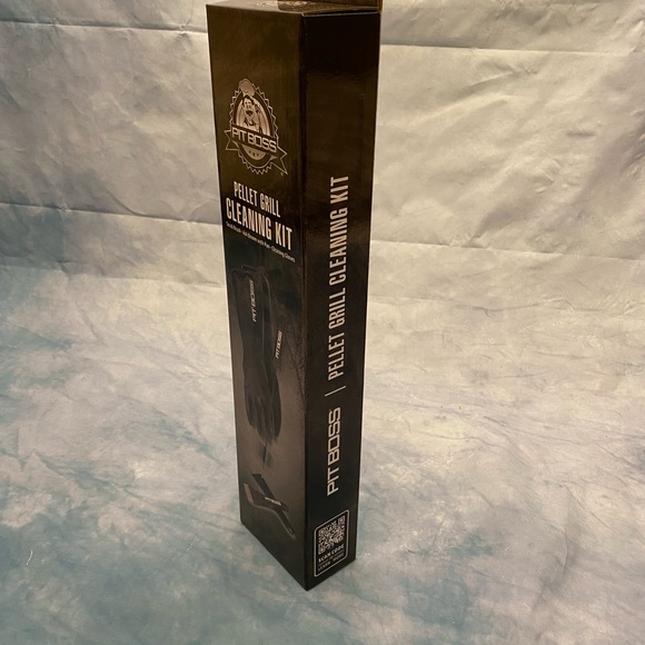 Black Pellet Grill Cleaning Kit - Picture 6 of 6